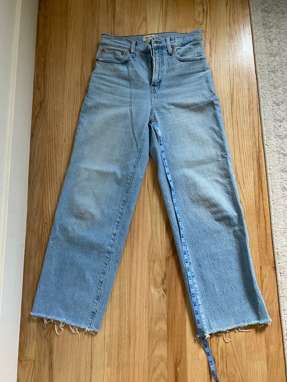 Madewell, perfect vintage widely crop jeans size 26 tall